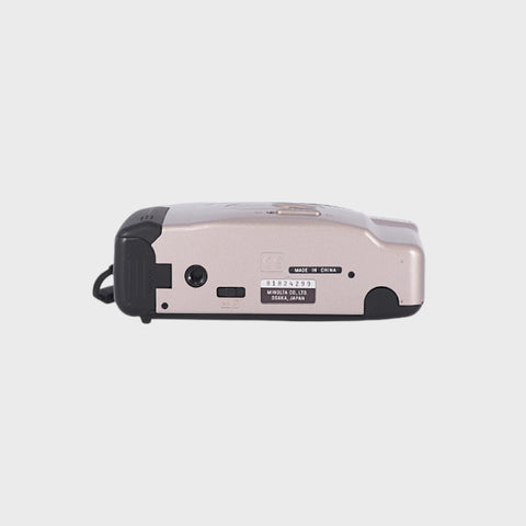 Minolta AF25 35mm Point & Shoot Camera with 35mm lens
