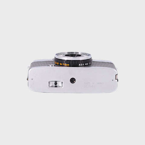 Olympus Pen EE-2 35mm half-frame film camera with 28mm f3.5 lens