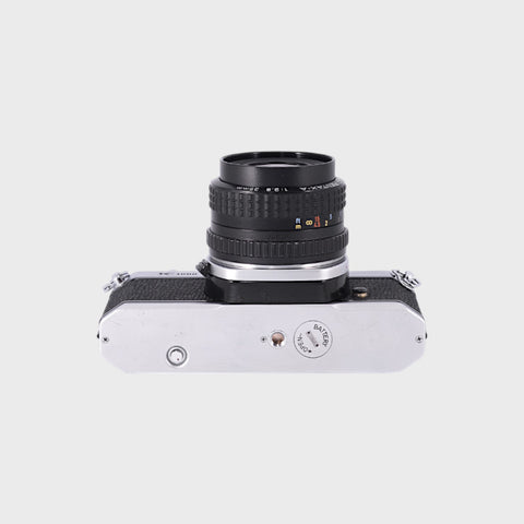 Pentax K1000 35mm SLR film camera with 35mm f2.8 Lens