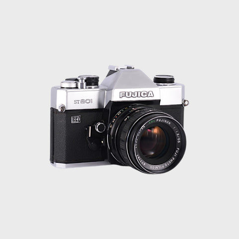 Fujica ST801 Reflex 35mm argentique avec objectif 55mm f1.8