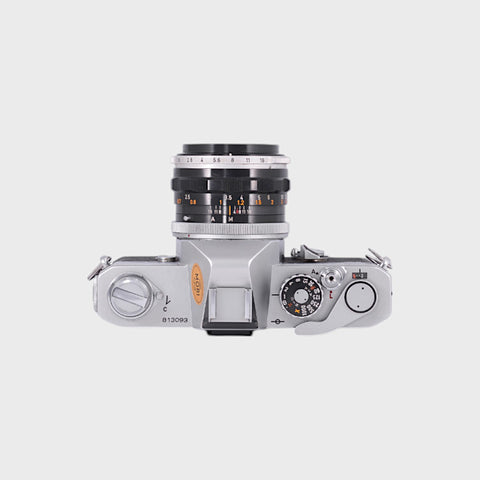 Canon FT QL Reflex 35mm argentique avec 50mm f1.8 objectif