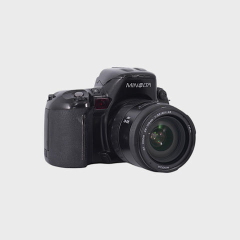 Minolta Dynax 800si 35mm SLR film camera with 28-105mm lens