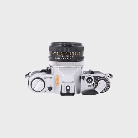 Canon AE-1 Reflex 35mm argentique avec 50mm f1.8 objectif