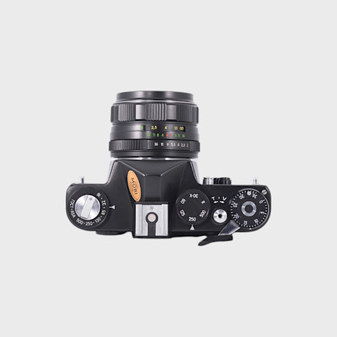 Zenit 12XP Reflex 35mm argentique avec 58mm f2 objectif