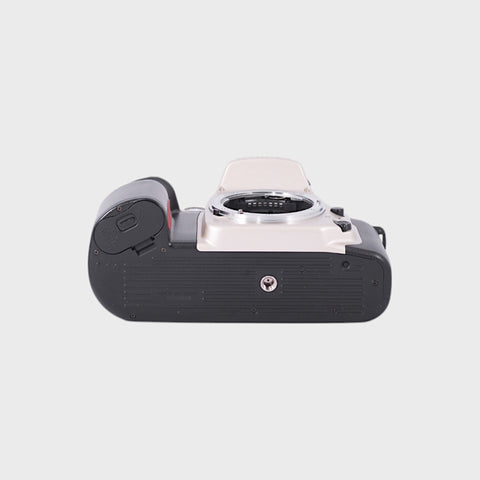 Nikon F60 35mm SLR film camera body only