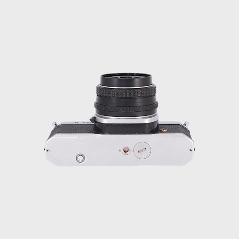 Pentax K1000 35mm SLR film camera with 50mm f2 Lens