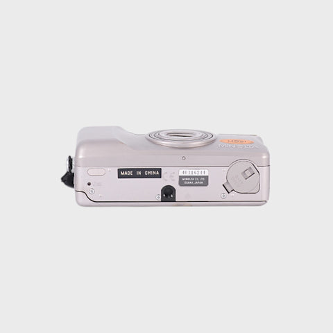 Minolta Riva Zoom 115 35mm Point & Shoot Film Camera with 38-115mm Lens