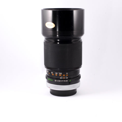 Canon FD 200mm f2.8 SSC Tele lens