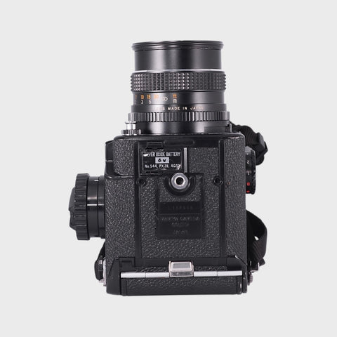 Mamiya 645J Moyen Format argentique avec 80mm f2.8 objectif