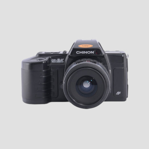 Chinon CP-9AF Reflex 35mm argentique avec 35-80mm objectif