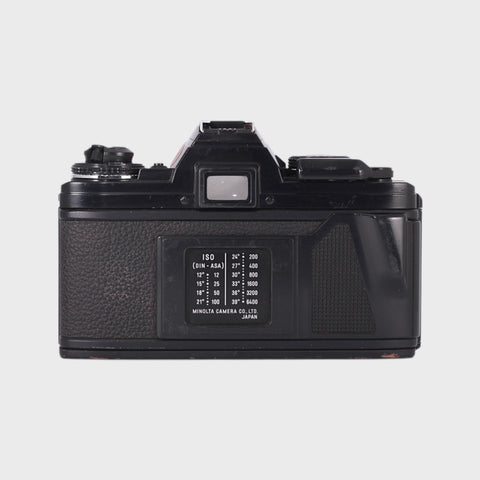 Minolta X-700 35mm SLR Film Camera with 45mm f2 Lens