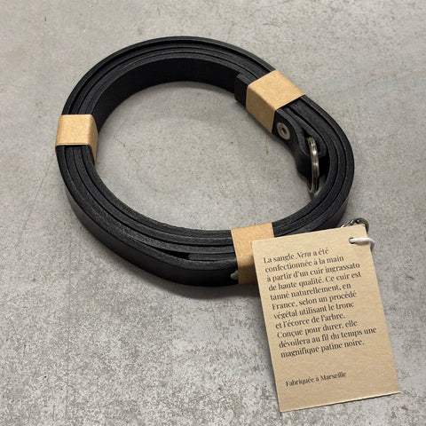 Courroie d'appareil photo en cuir - Fait à la main à Stockholm