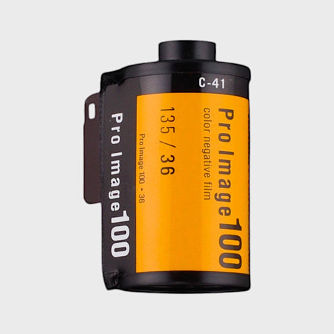 Kodak Pro Image 100 – 5-Roll Dev+Scan Bundle 35mm