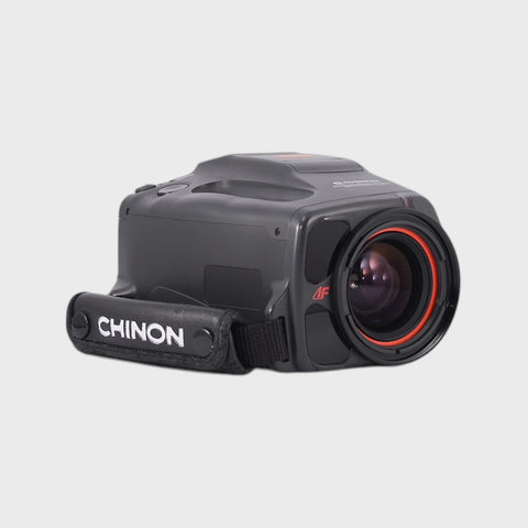 Chinon GS-8 avec un appareil photo 35-80mm