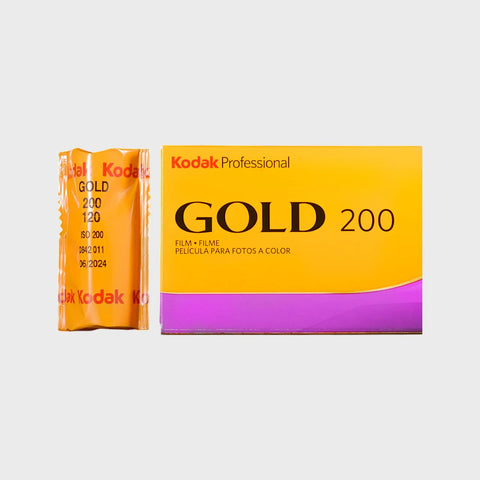 Kodak Gold 200 – 3-Roll Dev+Scan Bundle 120