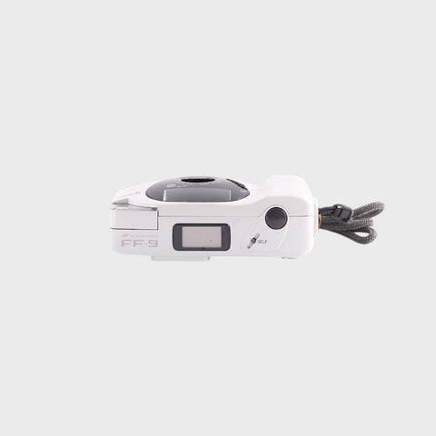 Ricoh FF-9 Point & Shoot 35mm argentique avec 35mm f3.5 objectif
