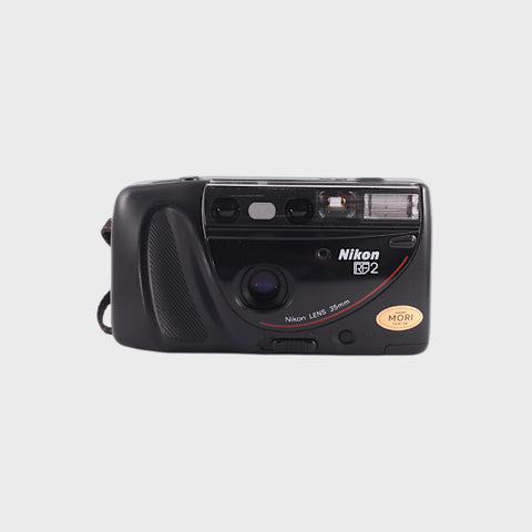 Nikon RF2 Point & Shoot 35mm argentique avec objectif 35mm f3.5