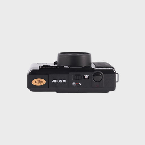 NOS: Canon AF35M 35mm point & shoot film camera with 38mm f2.8 lens