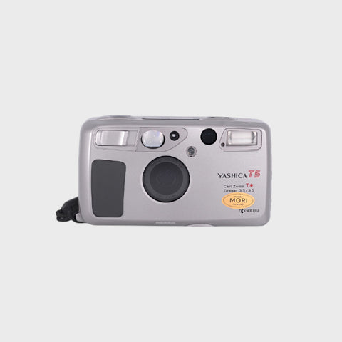 Yashica T5 Point & Shoot 35mm argentique avec 35mm f3.5 objectif