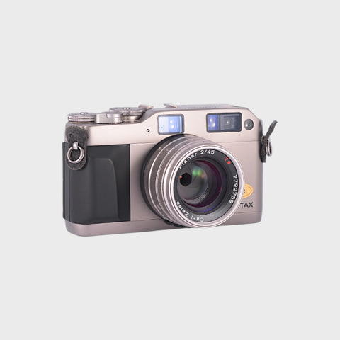Contax G1 35mm rangefinder film camera with 45mm f2 lens