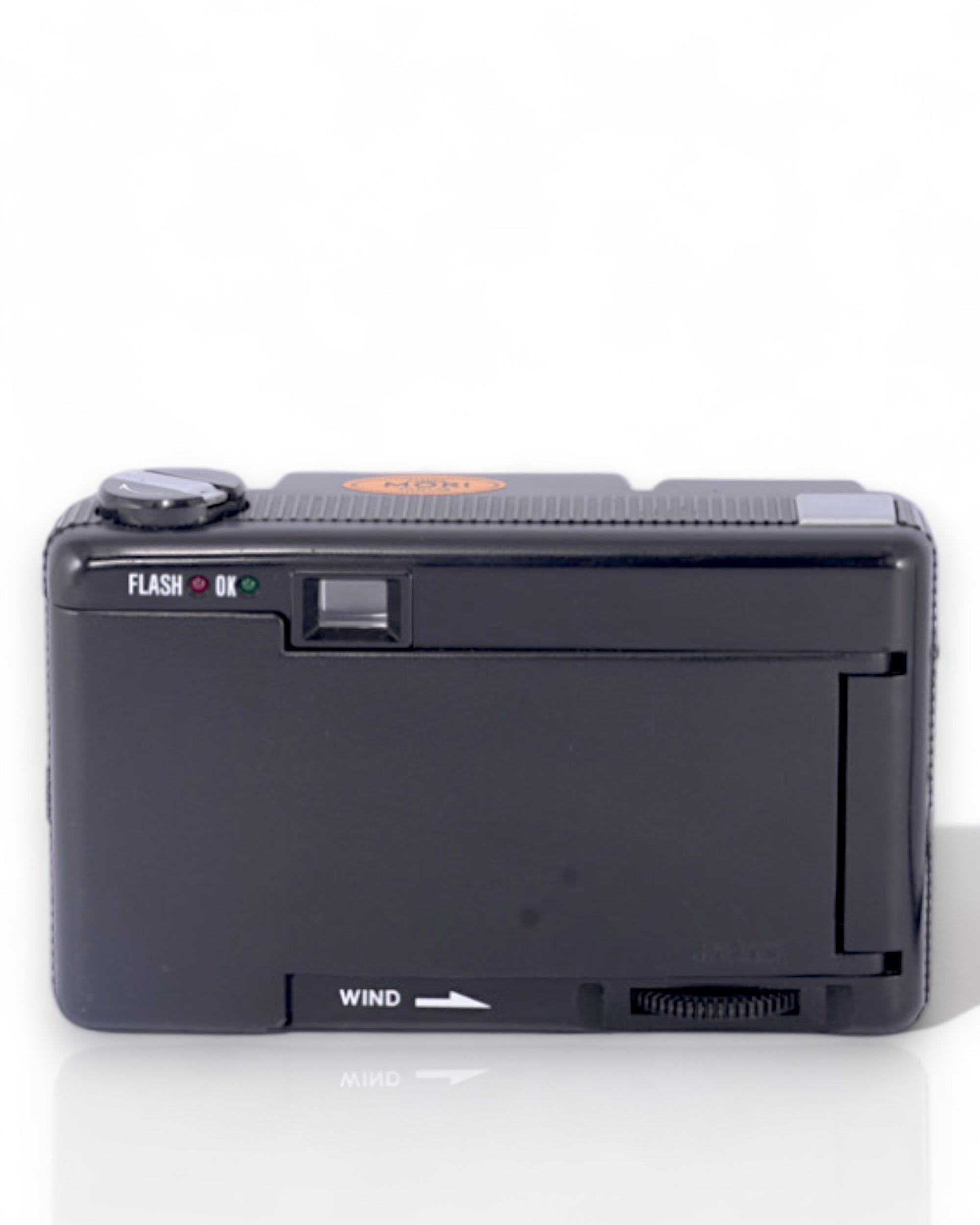 Chinon Micro35 EF 35mm Point & Shoot camera avec 38mm f3.8 objectif