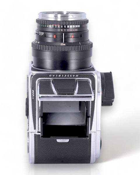 Hasselblad 503CX Moyen Format argentique avec 100mm f3.6 objectif