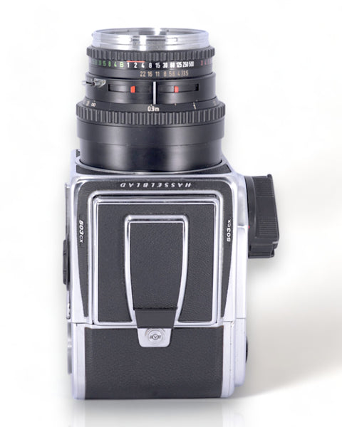 Hasselblad 503CX Moyen Format argentique avec 100mm f3.6 objectif