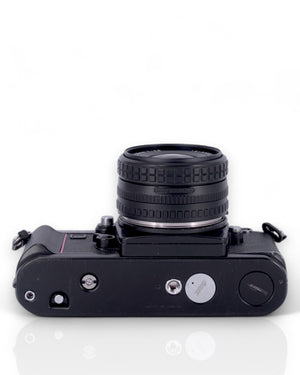 Nikon F3 P Reflex 35mm argentique avec 28mm f2.8 objectif