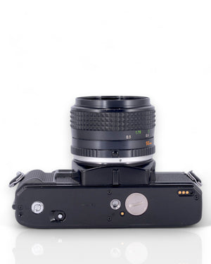 Minolta X-300 Reflex 35mm argentique avec 50mm f1.4 objectif