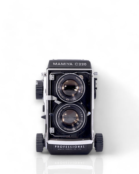 Mamiya C220 appareil photo TLR moyen format avec 80mm f2.8 objectif