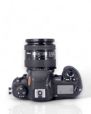 Nikon F100 Reflex 35mm argentique avec zoom 24-50mm objectif