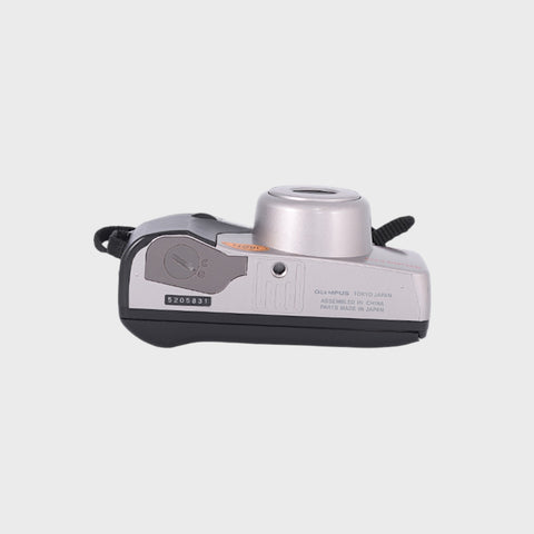 Olympus Superzoom 3500 DLX 35mm Point and Shoot film camera with 35-120mm zoom lens