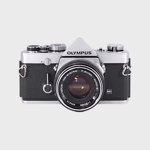 Olympus OM-1 Reflex 35mm argentique avec 50mm f1.8 objectif