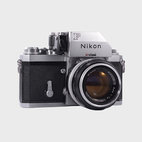 Nikon F Reflex 35mm argentique avec 50mm f1.4 objectif