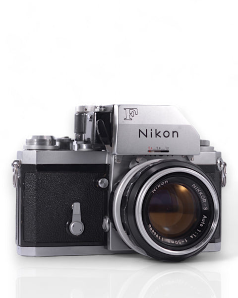 Nikon F Reflex 35mm argentique avec 50mm f1.4 objectif