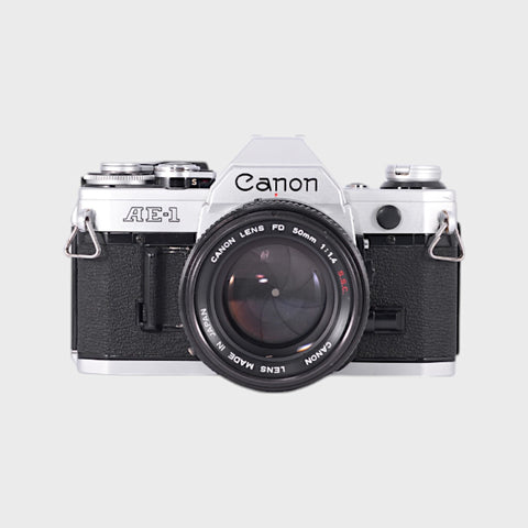 Canon AE-1 Reflex 35mm argentique avec 50mm f1.4 objectif