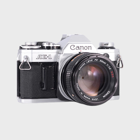 Canon AE-1 Reflex 35mm argentique avec 50mm f1.4 objectif