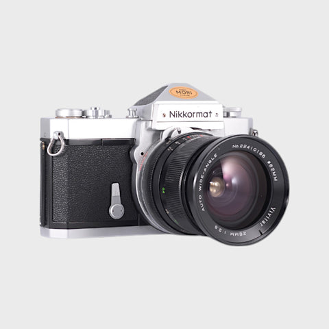 Nikon Nikkormat FT Reflex 35mm argentique avec 28mm f2.5 objectif