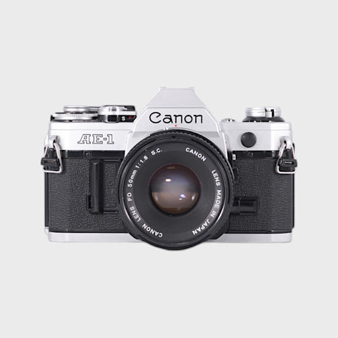 Canon AE-1 Reflex 35mm argentique avec 50mm f1.8 objectif