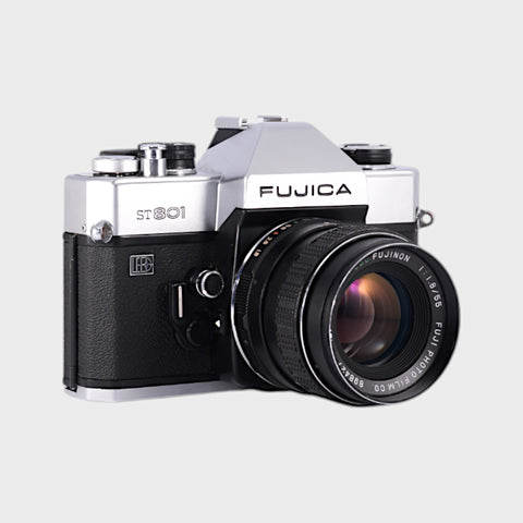 Fujica ST801 Reflex 35mm argentique avec objectif 55mm f1.8