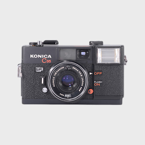 Konica C35 EF Point & Shoot 35mm argentique avec 38mm f2.8 objectif