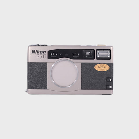 Nikon 35Ti Point & Shoot 35mm argentique avec objectif 35mm f2.8
