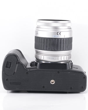 Pentax Z-10 Reflex 35mm argentique avec 28-90mm objectif