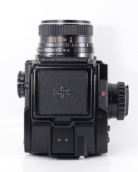 Mamiya 645J Moyen Format argentique avec 80mm f2.8 objectif