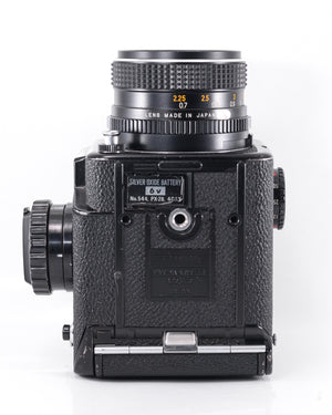 Mamiya 645J Moyen Format argentique avec 80mm f2.8 objectif