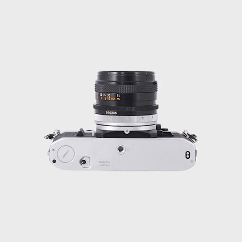 Canon AE-1 Reflex 35mm argentique avec 50mm f1.8 objectif