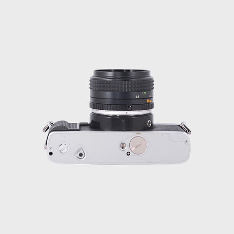 Minolta XG1 35mm SLR Film Camera with 50mm f1.7 Lens