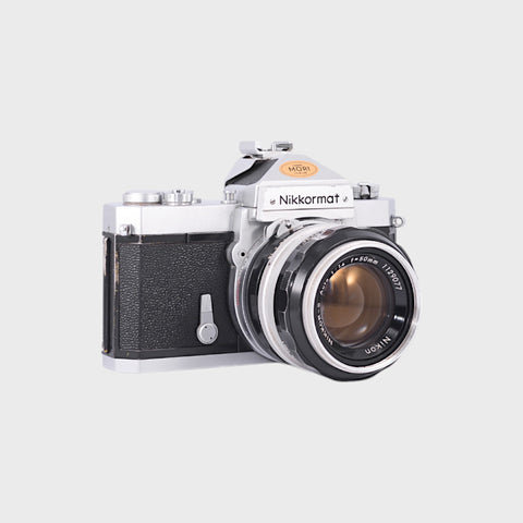 Nikon Nikkormat FT Reflex 35mm argentique avec 50mm f1.4 objectif