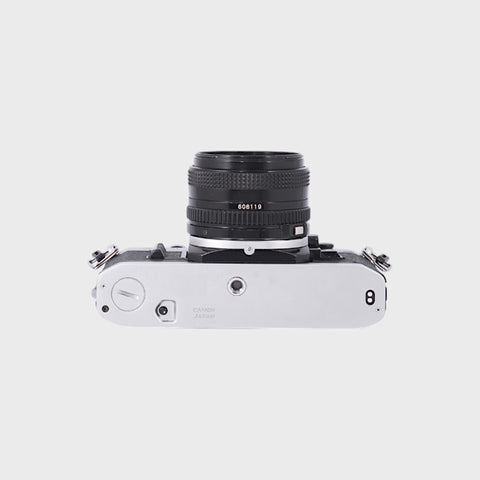 Canon AE-1 Reflex 35mm argentique avec 50mm f1.8 objectif