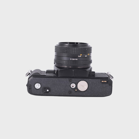Minolta X-700 Reflex 35mm argentique avec 50mm f1.7 objectif